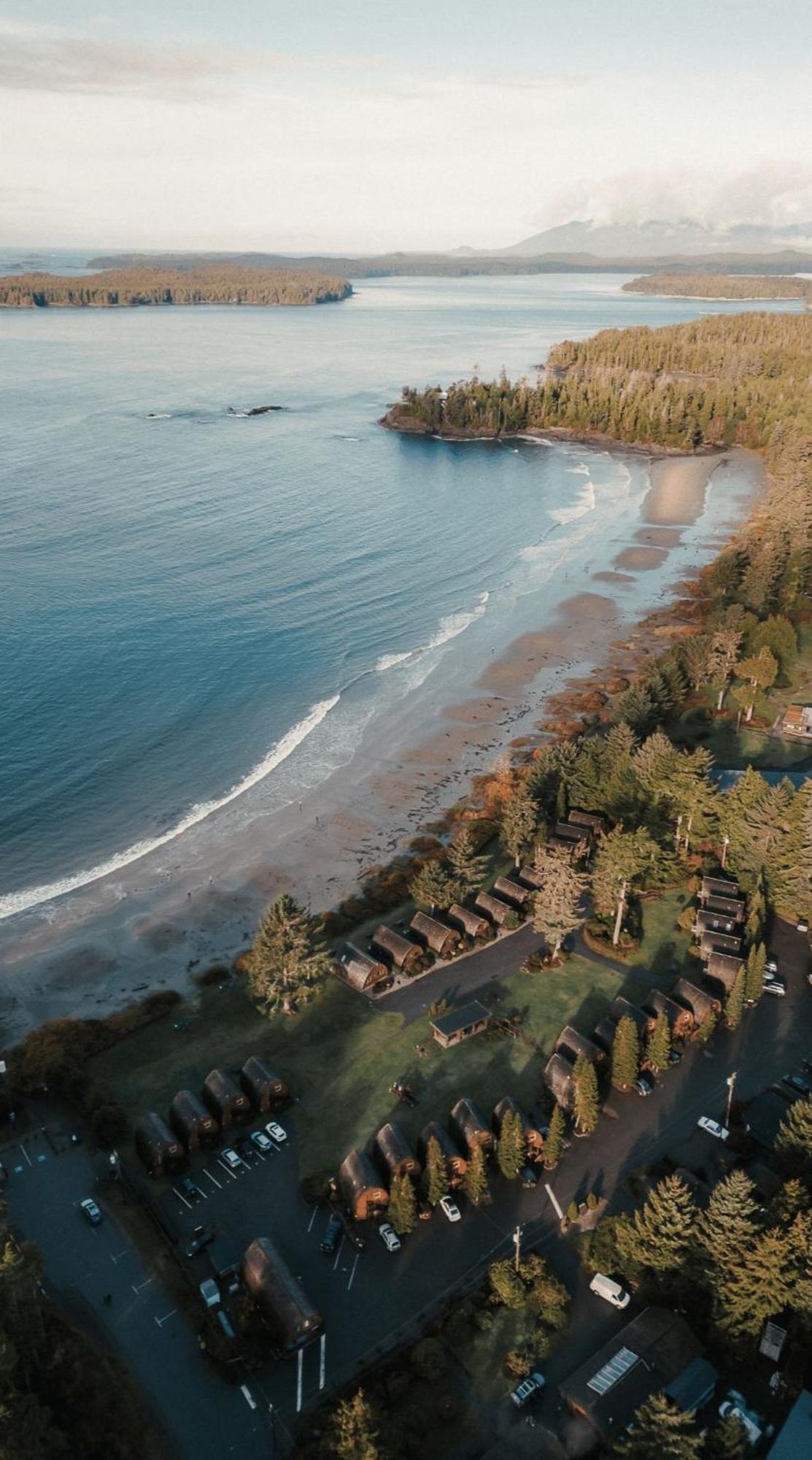 Ocean Village Resort Tofino Buitenkant foto